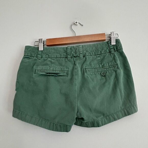 J. Crew Classic 3" Chino Shorts in Green - Picture 3 of 8